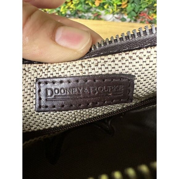 Dooney & Bourke Small Signature Shoulder Bag Tan Brown Beige Purse Hobo Mini GUC - Picture 10 of 13